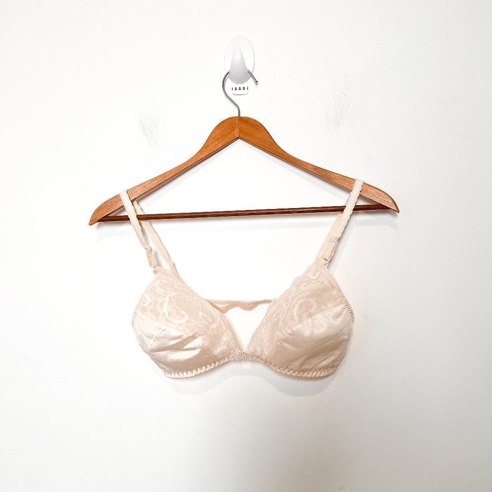 Vintage Cream Delicate Lace 36A Bralette Bra